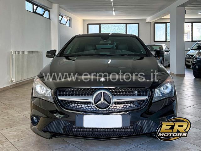 MERCEDES-BENZ CLA 200 CDI Sport 75.500km: Eleganza su Strada Immagine 1