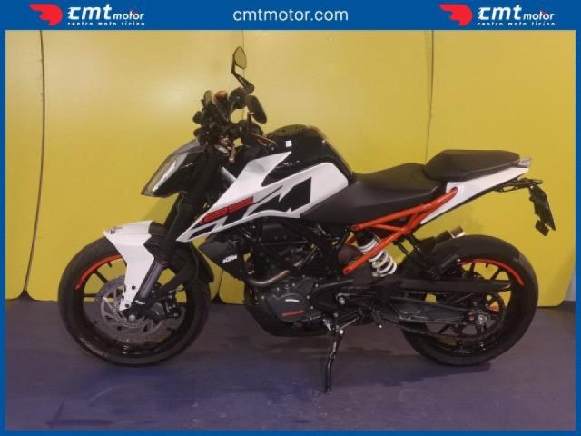 KTM 125 Duke Garantita e Finanziabile Immagine 2