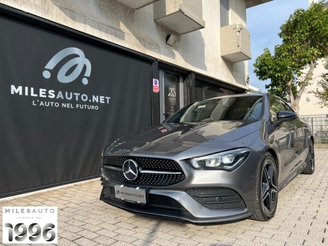 MERCEDES-BENZ CLA 200 d Automatic Premium AMG Cruise Navi Led Immagine 0