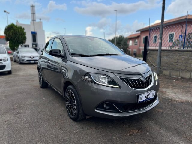 LANCIA Ypsilon 1.0 FireFly 5 porte S&S Hybrid Gold - NEOPATENTATI Immagine 2