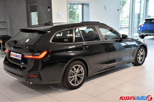 BMW 318 D 48V 150 CV BUSINESS ADVANTAGE + TETTO + R'17 BIC Immagine 4