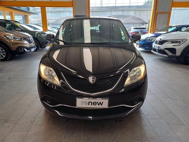 LANCIA Ypsilon 1.2 Silver 69cv Immagine 1