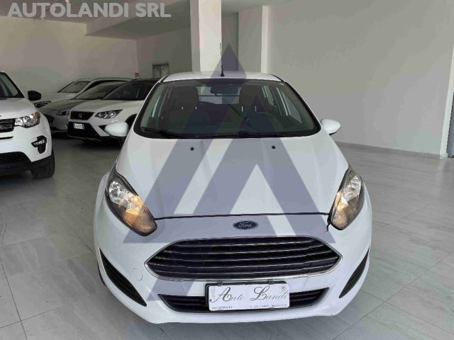 FORD Fiesta 1.5 TDCi 75CV 5 porte Business 4 posti van Immagine 2