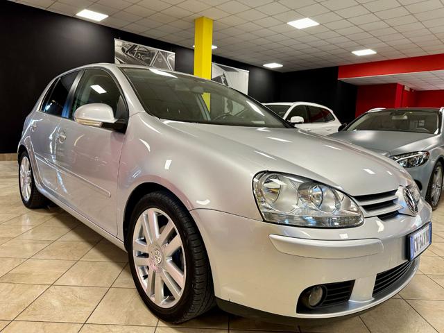 VOLKSWAGEN Golf Benzina 2005 usata, Mantova