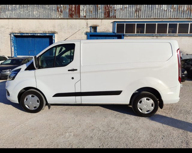 FORD Transit Custom 280 2.0 TDCi 130 PC Furgone Entry Immagine 1