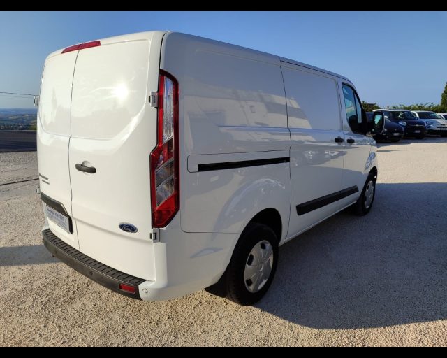 FORD Transit Custom 280 2.0 TDCi 130 PC Furgone Entry Immagine 3