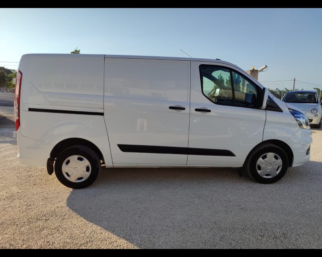 FORD Transit Custom 280 2.0 TDCi 130 PC Furgone Entry Immagine 4