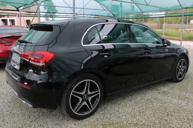 MERCEDES-BENZ A 180 d Automatic Sport Immagine 1