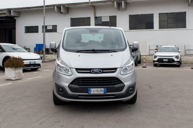 FORD Tourneo Custom 310 2.0 TDCi 170CV PC Trend Immagine 1