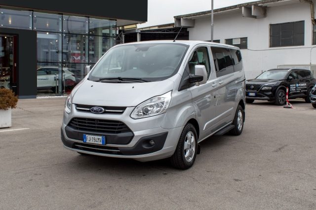 FORD Tourneo Custom 310 2.0 TDCi 170CV PC Trend Immagine 2