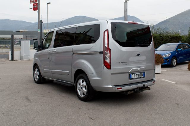 FORD Tourneo Custom 310 2.0 TDCi 170CV PC Trend Immagine 4