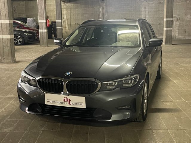 BMW 320 d 48V xDrive Touring Business Advantage Immagine 0