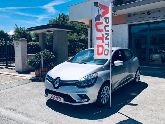 RENAULT Clio TCe 12V 90 CV GPL 5 porte Business Immagine 3