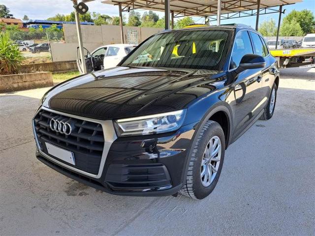 AUDI Q5 2.0 TDI 190 CV quattro S tronic Business Immagine 0