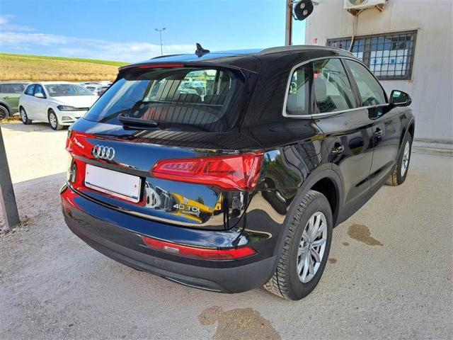 AUDI Q5 2.0 TDI 190 CV quattro S tronic Business Immagine 3