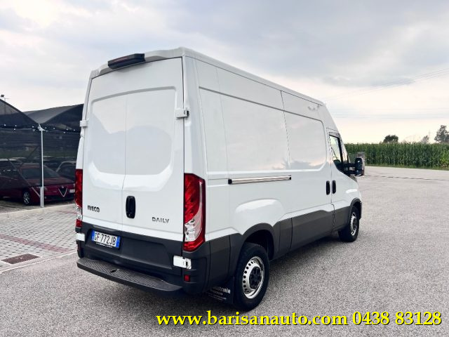 IVECO Daily 35S14V 2.3 HPT PM-TM Furgone Immagine 2