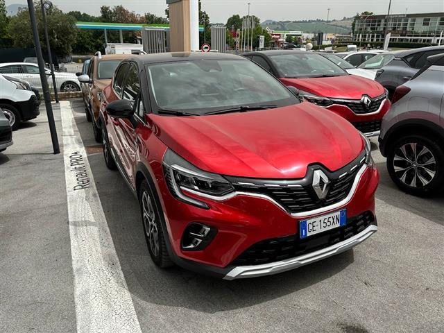 RENAULT Captur 1.6 E-Tech phev Intens 160cv auto my21 Immagine 2