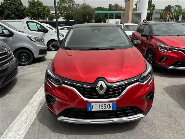 RENAULT Captur 1.6 E-Tech phev Intens 160cv auto my21 Immagine 3