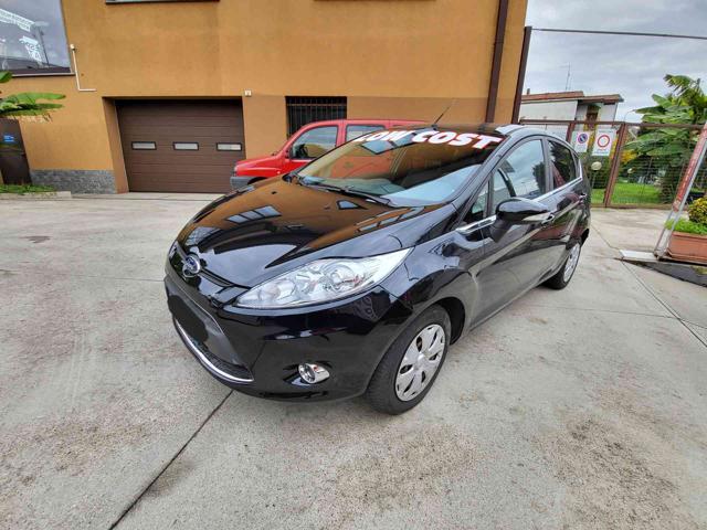 FORD Fiesta 1.2 82 CV 5 porte Titanium Immagine 2