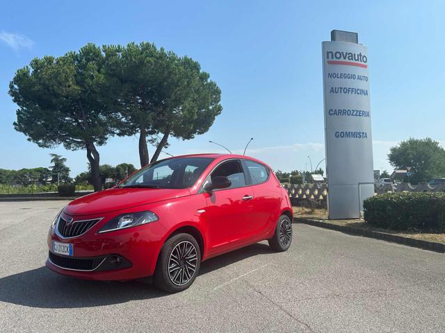 LANCIA Ypsilon Elettrica/Benzina 2022 usata, Bergamo