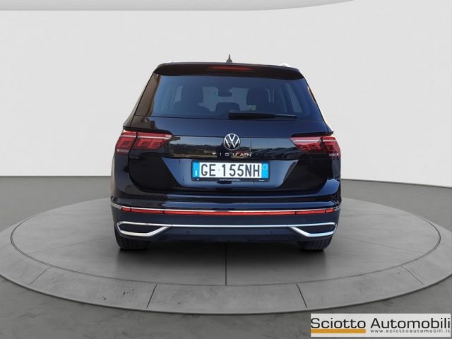 VOLKSWAGEN Tiguan 2.0 TDI 150 CV SCR DSG Elegance Immagine 4