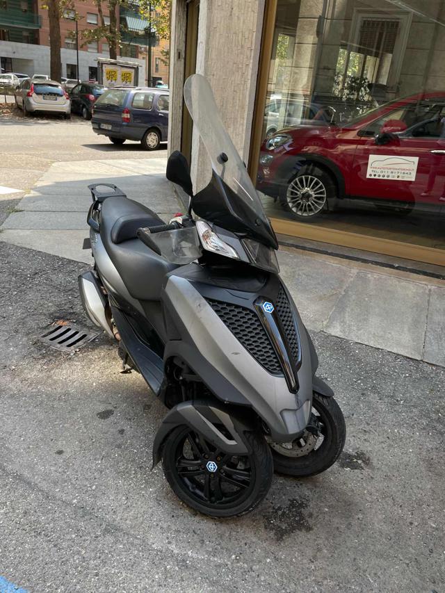 PIAGGIO MP3 300 I.E Immagine 2