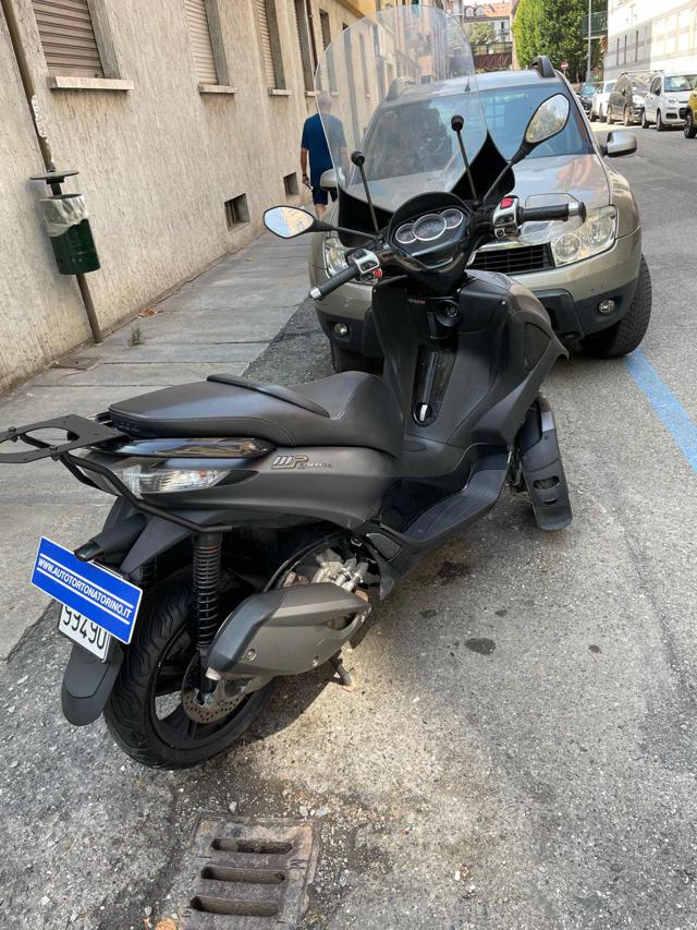 PIAGGIO MP3 300 I.E Immagine 1