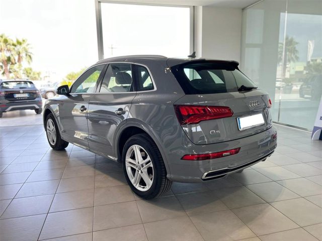 AUDI Q5 40 TDI quattro S Line Plus Immagine 4