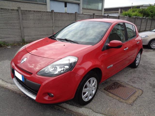 RENAULT Clio 1.2 16V 5 porte *OK NEOPATENTATI* *FINANZIABILE* Immagine 1