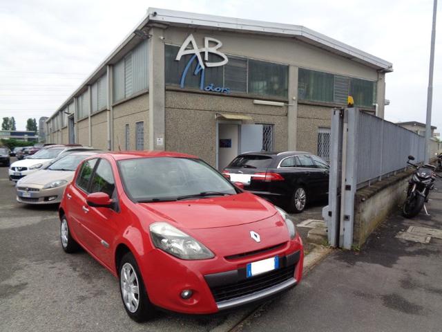 RENAULT Clio 1.2 16V 5 porte *OK NEOPATENTATI* *FINANZIABILE* Immagine 0