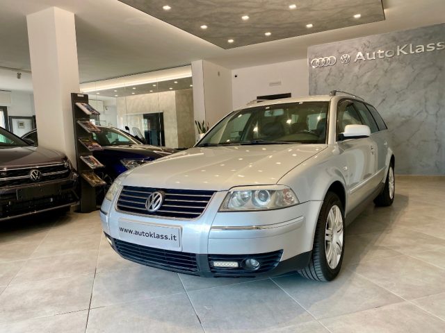 VOLKSWAGEN Passat Variant TDI di Unico Proprietario Immagine 2