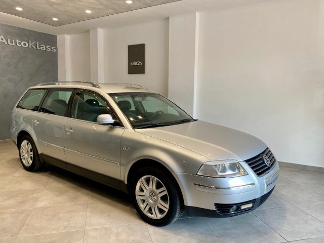 VOLKSWAGEN Passat Variant TDI di Unico Proprietario Immagine 3