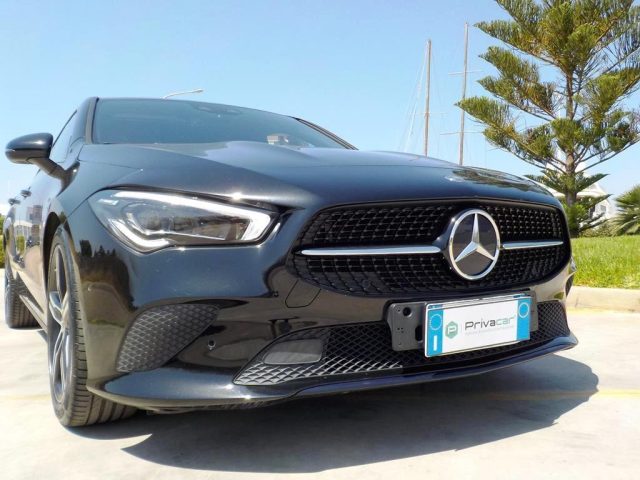 MERCEDES-BENZ CLA 180 Coupè 180 d Automatic Sport Immagine 3