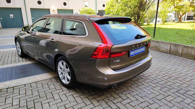 VOLVO V90 D4 Business Plus PELLE-NAVI-XENO-GANCIO TRAINO Immagine 3