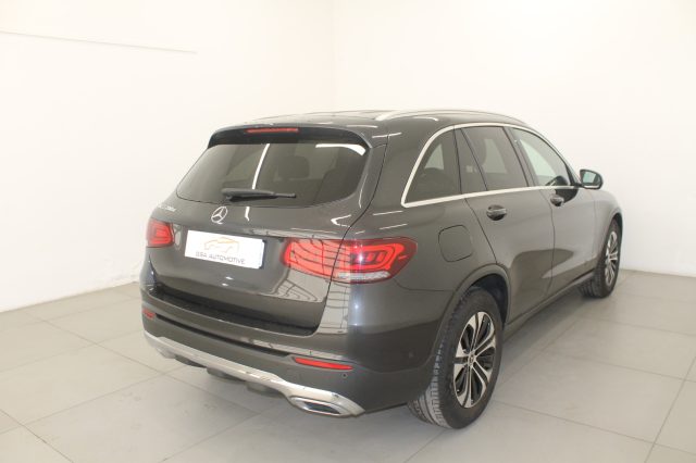 MERCEDES-BENZ GLC 200 d Premium Plus Immagine 3