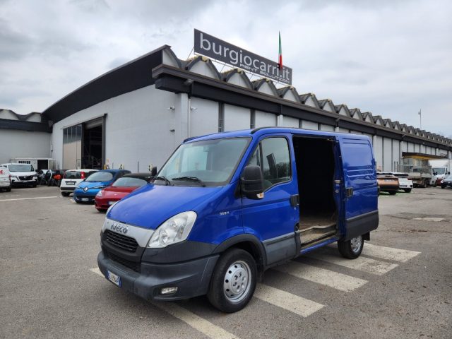 IVECO Daily L1 H1 2 PORTE LATERALI Immagine 0