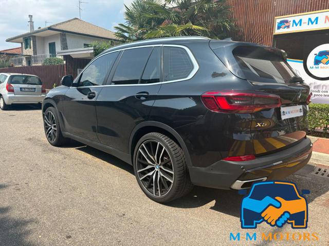 BMW X5 xDrive30d - GARANZIA BMW Immagine 4