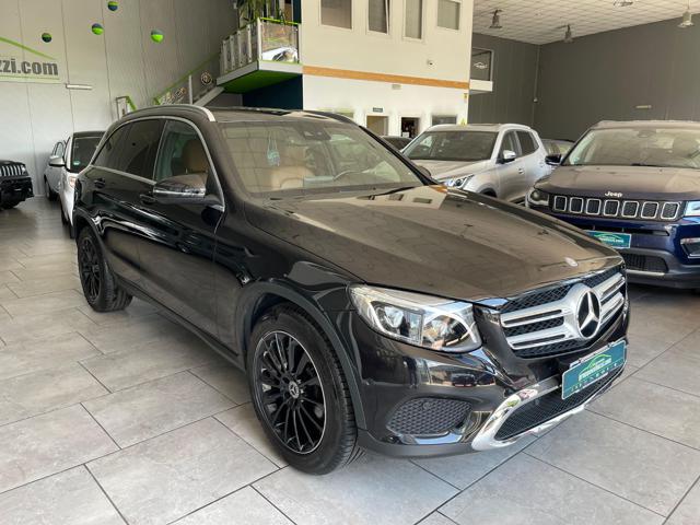 MERCEDES-BENZ GLC 220 d 170CV 4matic Exclusive Burmester CRUISE R.CAMERA Immagine 3