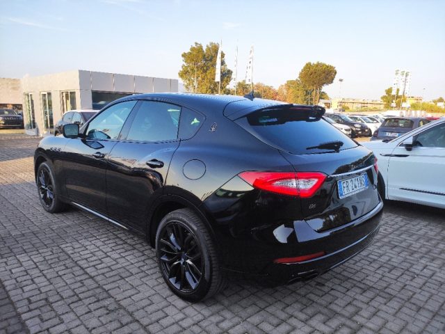 MASERATI Levante V6 Diesel 275 CV AWD Nerissimo Edition Immagine 3