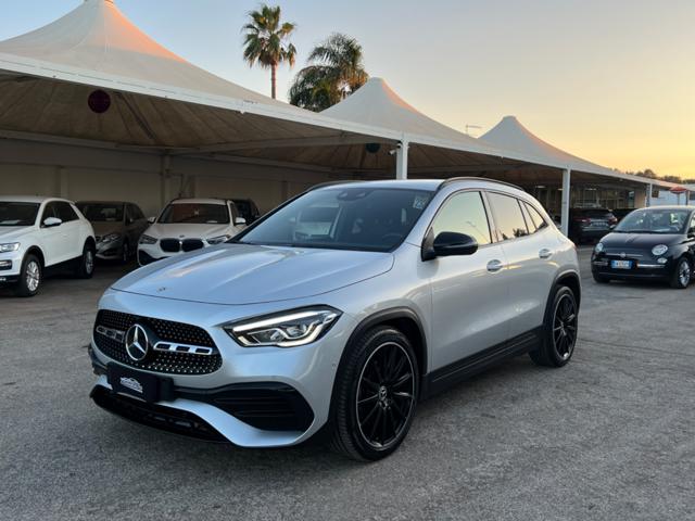 MERCEDES-BENZ GLA 220 d Automatic 4Matic Premium Night Edition Immagine 2