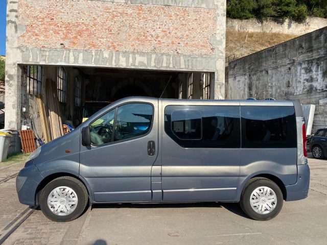 OPEL Vivaro 27 2.0 CDTI 120CV PC-TN Combi 9 posti Immagine 3