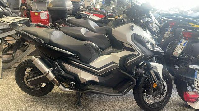 HONDA X-ADV 750 ABS Immagine 0