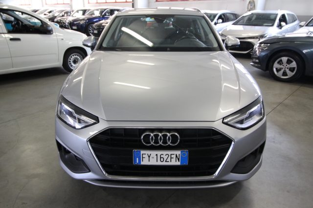 AUDI A4 Avant 30 TDI/136 CV Ibrida S-tronic Immagine 0