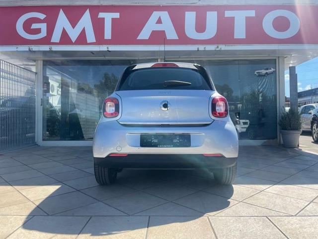 SMART ForFour 0.9 90CV TWINAMIC PASSION  NAVIGATORE FALTDACH Immagine 3