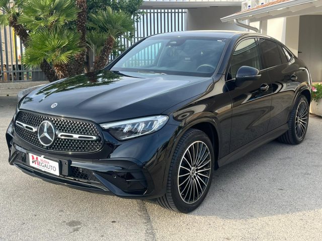 MERCEDES-BENZ GLC 220 d 4Matic Mild hybrid Coupé AMG Line Premium Immagine 2