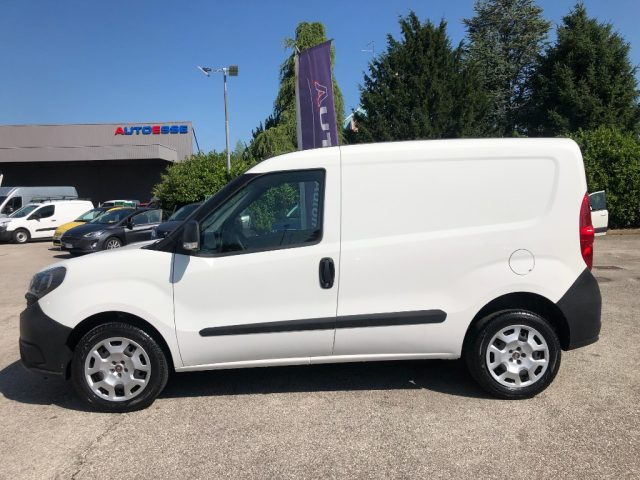 FIAT Doblo 1.4 T-Jet Natural Power SX (METANO) Immagine 2