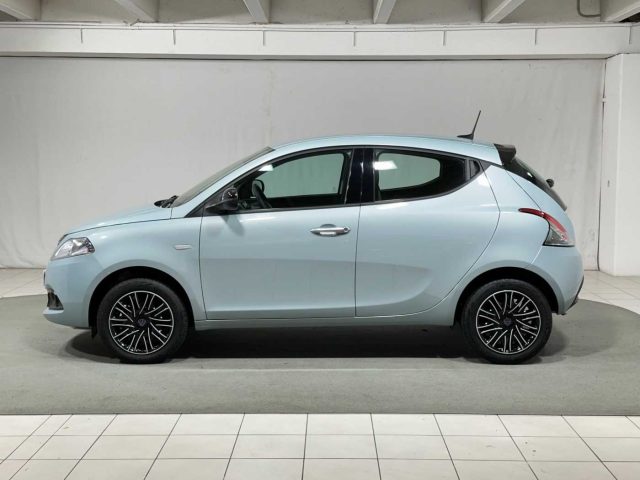 LANCIA Ypsilon 1.0 FireFly 5 porte S&S Hybrid Oro Immagine 1