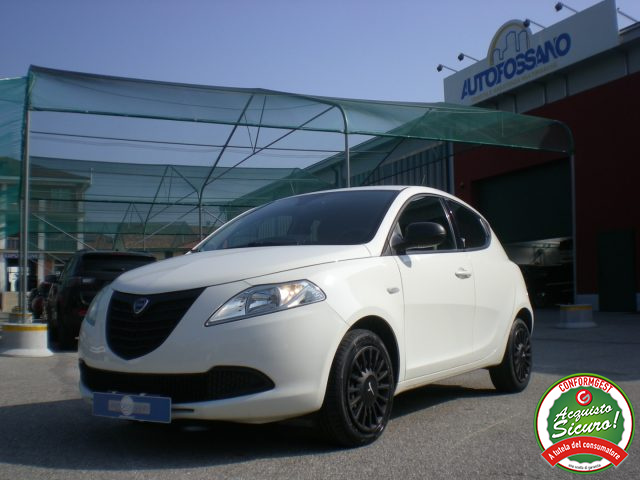 LANCIA Ypsilon  pastello