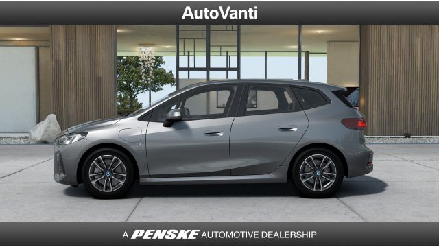 BMW 225 e xDrive Active Tourer Msport Immagine 1