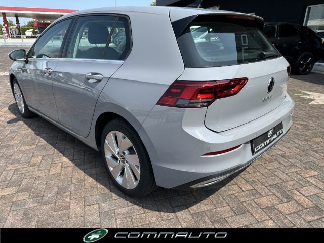 VOLKSWAGEN Golf 1.5 eTSI 150 CV EVO ACT DSG Style Immagine 3